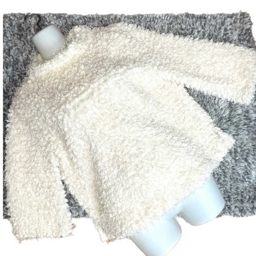 Vince Camuto Ivory Distressed Oversized Sweater Sz M Bin F